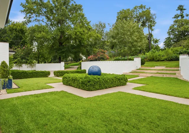 2nd image of 109 Westhampton Pl, Nashville, TN 37205 | MLS# 3335901