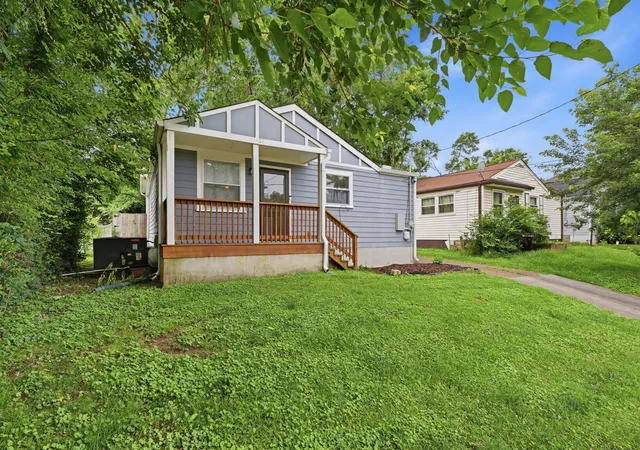 Photo 3 of Single family home for sale at 2603 Jenkins St, Nashville, TN 37208 | MLS# 3335747 | Listing updated on 2026-09-05