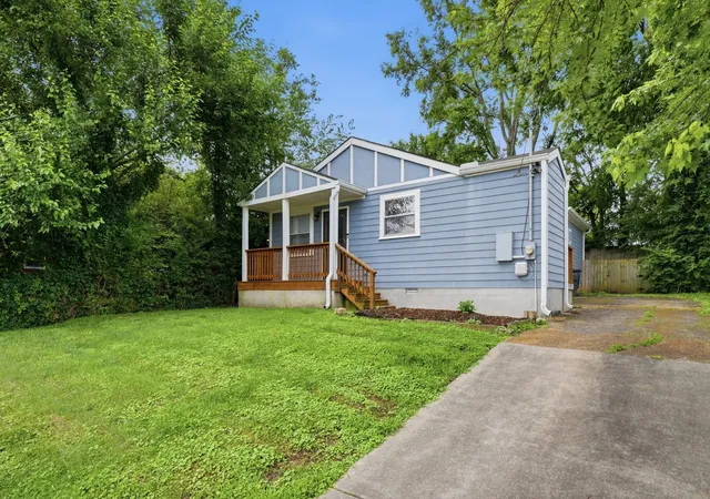 Photo 4 of Single family home for sale at 2603 Jenkins St, Nashville, TN 37208 | MLS# 3335747 | Listing updated on 2026-09-05