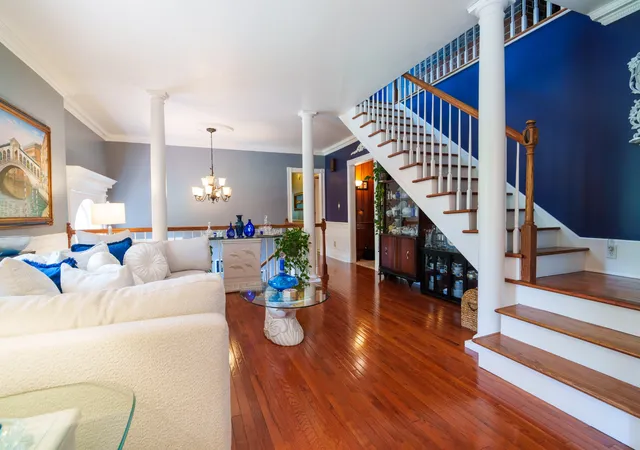 Photo 3 of Single family home for sale at 423 S Hillcrest Dr, Livingston, TN 38570 | MLS# 3599027 | Listing updated on 2026-09-24