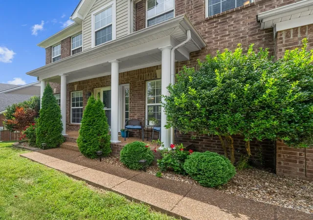Photo 2 of Single family home for sale at 2929 Buckner Ln, Spring Hill, TN 37174 | MLS# 3336001 | Listing updated on 2026-09-20