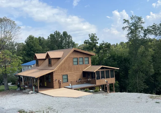 2nd image of 225 Bill Hunter Rd, Celina, TN 38551 | MLS# 3335933
