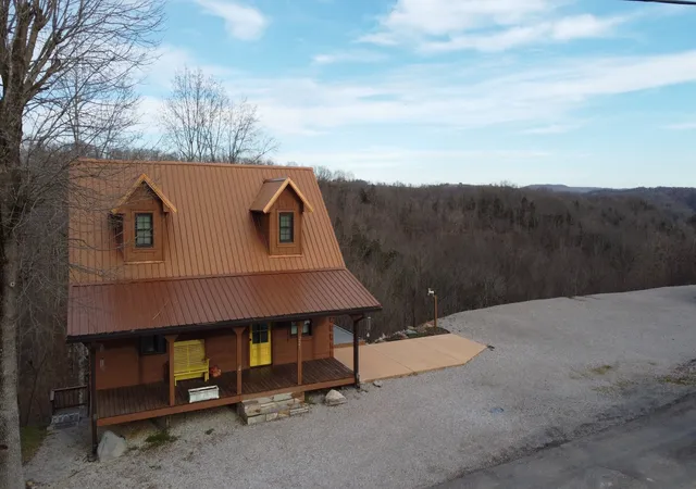 Photo 4 of Single family home for sale at 225 Bill Hunter Rd, Celina, TN 38551 | MLS# 3335933 | Listing updated on 2026-09-19