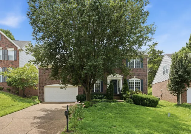 Photo 3 of Single family home for sale at 105 Holt Br, Nashville, TN 37211 | MLS# 3336307 | Listing updated on 2026-10-09