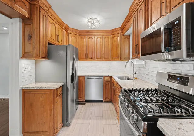 Photo 4 of Sale Pending at 5304 Eulala Dr, Nashville, TN 37211 | MLS# 3335938 | Listing updated on 2026-09-16