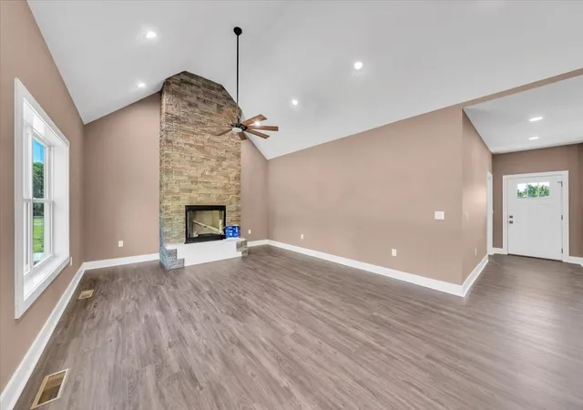 Photo 2 of Single family home for sale at 71 Brinkley Rd, Wartrace, TN 37183 | MLS# 3499511 | Listing updated on 2026-10-02