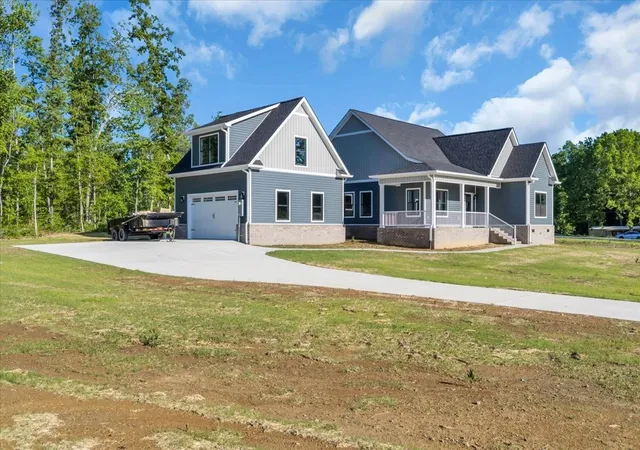 Photo 2 of Single family home for sale at 101 Brinkley Rd, Wartrace, TN 37183 | MLS# 3499514 | Listing updated on 2026-10-02
