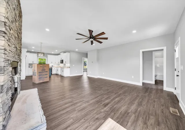 Photo 4 of Single family home for sale at 101 Brinkley Rd, Wartrace, TN 37183 | MLS# 3499514 | Listing updated on 2026-10-02
