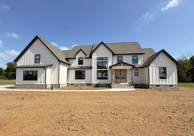 Photo 1 of Single family home for sale at 395 Holly Grv Rd, Lascassas, TN 37085 | MLS# 3499638 | Listing updated on 2026-09-23