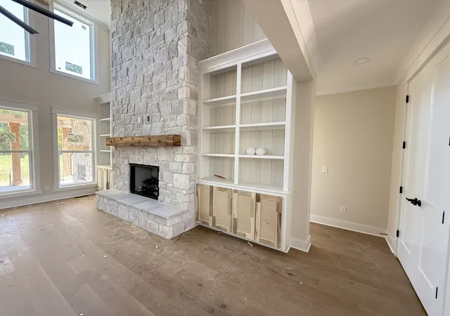 Photo 4 of Single family home for sale at 395 Holly Grv Rd, Lascassas, TN 37085 | MLS# 3499638 | Listing updated on 2026-09-23