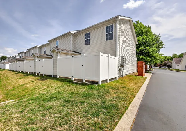 33rd image of 1011 Wolves Den Pl, Murfreesboro, TN 37128 | MLS# 3501195