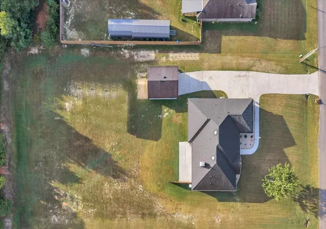 Photo 65 of Single family home for sale at 129 Edgebrook Dr, Ardmore, AL 35739 | MLS# 3624082 | Listing updated on 2026-10-22