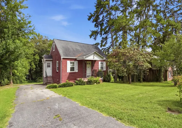 1st image of 416 Broughton Street, Chattanooga, TN 37411 | MLS# 3335905