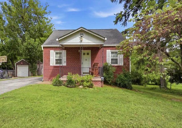 2nd image of 416 Broughton Street, Chattanooga, TN 37411 | MLS# 3335905