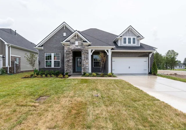 1st image of 816 Drivers Cir, Columbia, TN 38401 | MLS# 3335945
