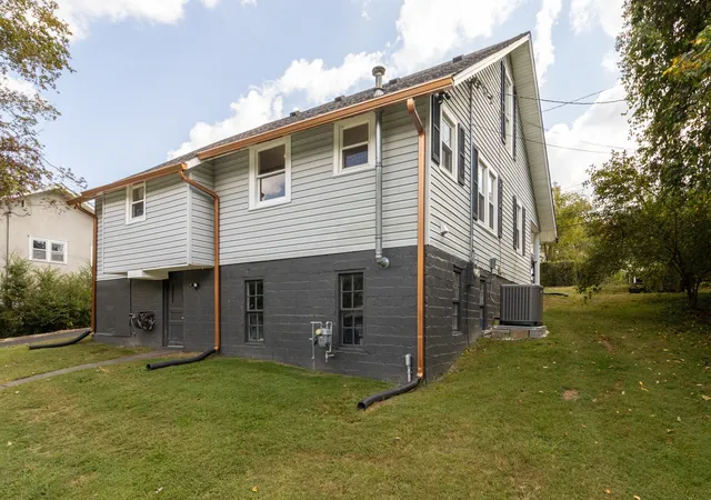 14th image of 430 Center Ave, Dickson, TN 37055 | MLS# 3335942