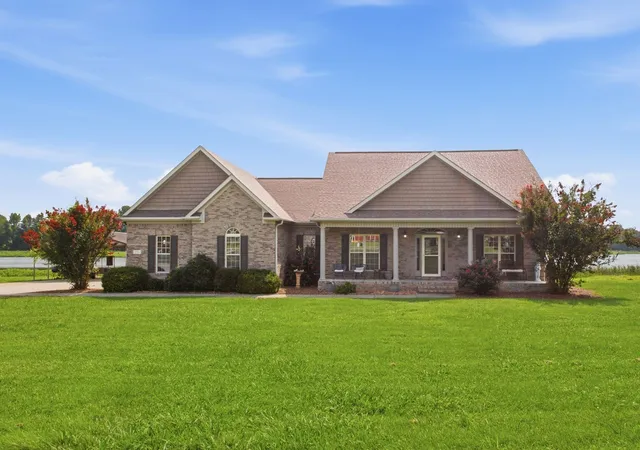 1st image of 20 Rebecca West Rd, Fayetteville, TN 37334 | MLS# 3335999