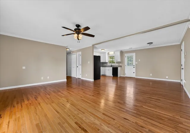 Photo 3 of Single family home for sale at 204 Ruf Dr, Oak Grove, KY 42262 | MLS# 3336018 | Listing updated on 2026-08-31