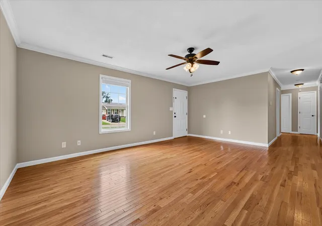 Photo 4 of Single family home for sale at 204 Ruf Dr, Oak Grove, KY 42262 | MLS# 3336018 | Listing updated on 2026-08-31
