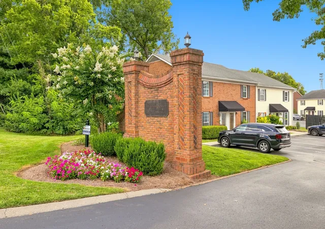 1st image of 200 N Royal Oaks Blvd #C1, Franklin, TN 37067 | MLS# 3499586