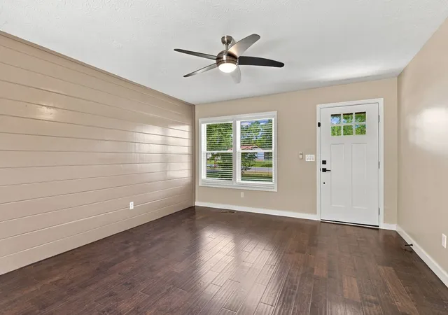 Photo 4 of Single family home for sale at 1529 Winding Way Cir, Gallatin, TN 37066 | MLS# 3499780 | Listing updated on 2026-09-21