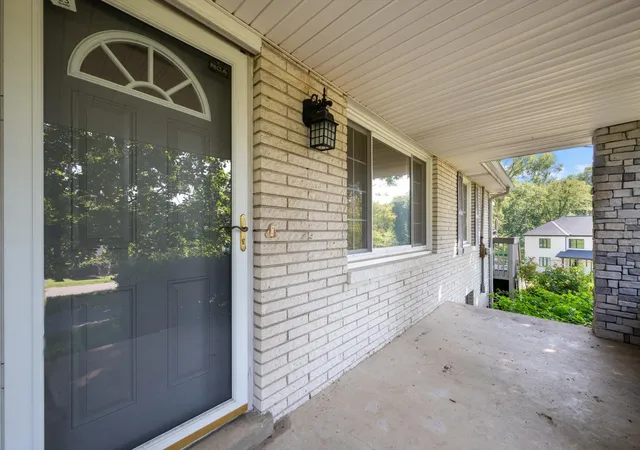 Photo 4 of Single family home for sale at 4921 Timberdale Dr, Nashville, TN 37211 | MLS# 3336091 | Listing updated on 2026-09-28