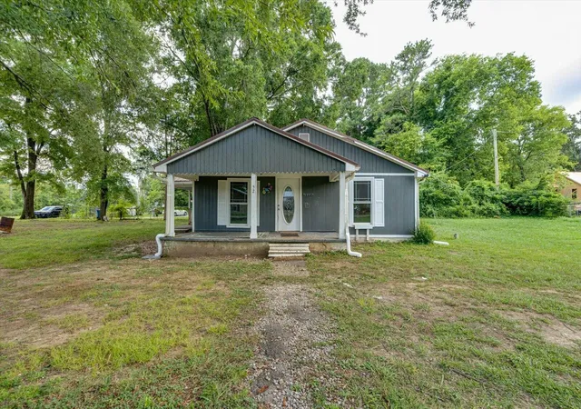 1st image of 52 Alder Circle, Rossville, GA 30741 | MLS# 3336025