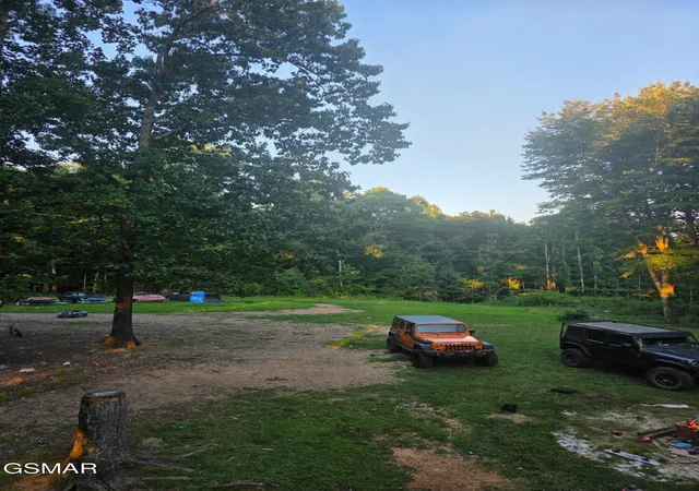 10th image of 385 Laurel Road, Clinton, TN 37716 | MLS# 3336057