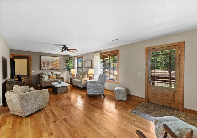 Photo 2 of Single family home for sale at 489 Page Dr, Mount Juliet, TN 37122 | MLS# 3336067 | Listing updated on 2026-10-05