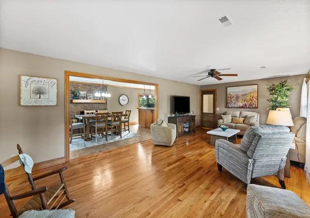 Photo 3 of Single family home for sale at 489 Page Dr, Mount Juliet, TN 37122 | MLS# 3336067 | Listing updated on 2026-10-05