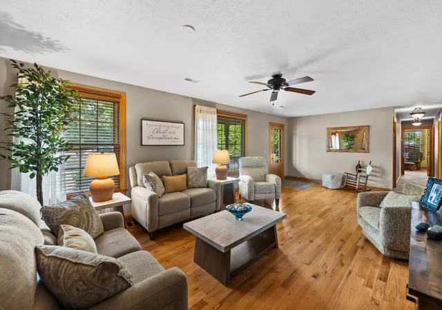Photo 3 of Single family home for sale at 489 Page Dr, Mount Juliet, TN 37122 | MLS# 3336067 | Listing updated on 2026-10-05