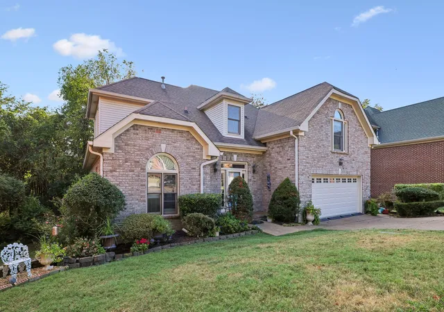 Photo 3 of Single family home for sale at 5176 Bay Overlook Dr, Hermitage, TN 37076 | MLS# 3598342 | Listing updated on 2026-10-09