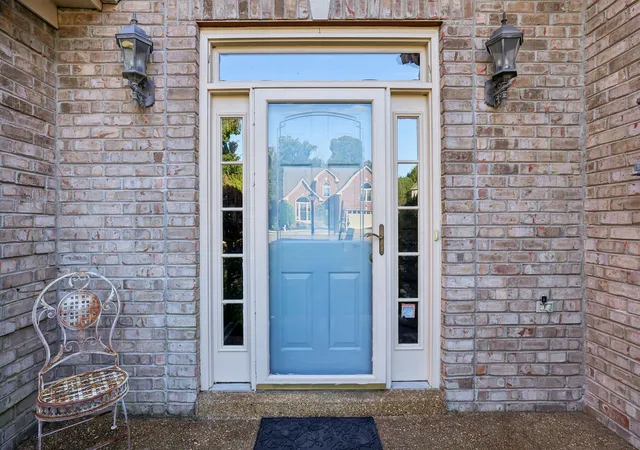 Photo 3 of Single family home for sale at 5176 Bay Overlook Dr, Hermitage, TN 37076 | MLS# 3598342 | Listing updated on 2026-10-09