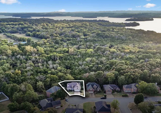Photo 4 of Single family home for sale at 5176 Bay Overlook Dr, Hermitage, TN 37076 | MLS# 3598342 | Listing updated on 2026-10-09