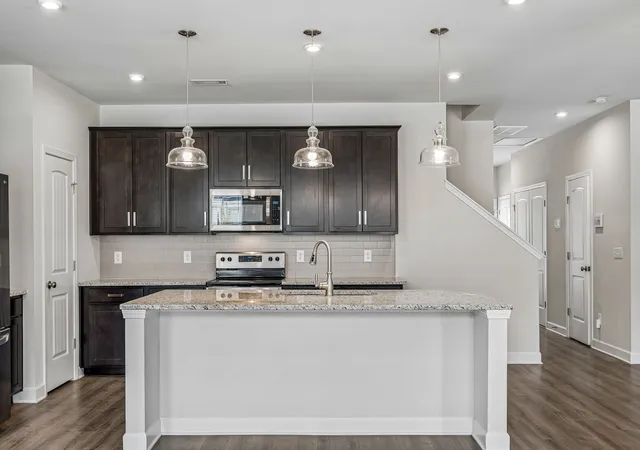 Photo 4 of Townhouse for sale at 2845 Suzanne Landon Dr, Murfreesboro, TN 37130 | MLS# 3441313 | Listing updated on 2026-08-07