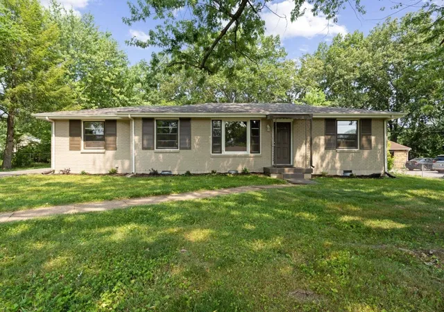 1st image of 30 Dalewood Dr, Clarksville, TN 37042 | MLS# 3336129