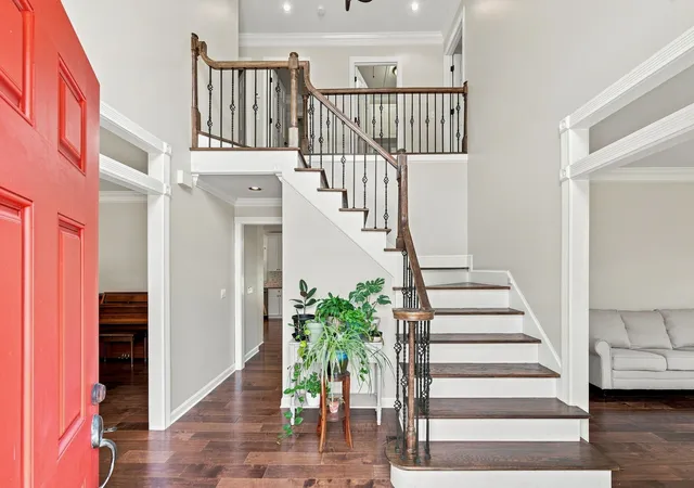 Photo 3 of Single family home for sale at 8009 Montcastle Dr, Nashville, TN 37221 | MLS# 3510023 | Listing updated on 2026-08-29