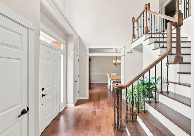 Photo 4 of Single family home for sale at 8009 Montcastle Dr, Nashville, TN 37221 | MLS# 3510023 | Listing updated on 2026-08-29