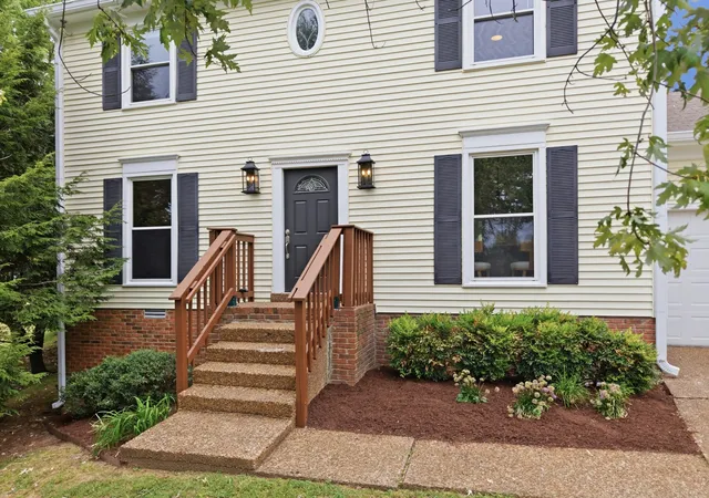 Photo 3 of Single family home for sale at 521 Fairhaven Ct, Nashville, TN 37211 | MLS# 3511205 | Listing updated on 2026-08-31