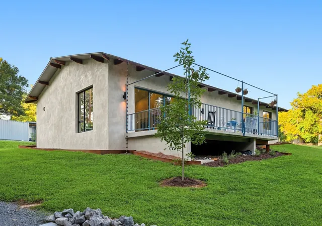 Photo 2 of Single family home for sale at 6438 Old Clarksville Pike, Joelton, TN 37080 | MLS# 3512473 | Listing updated on 2026-10-08