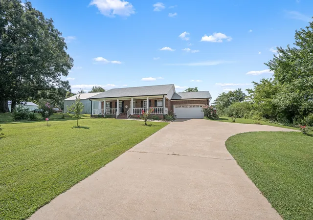 1st image of 528 W Point Rd, Lawrenceburg, TN 38464 | MLS# 3336197