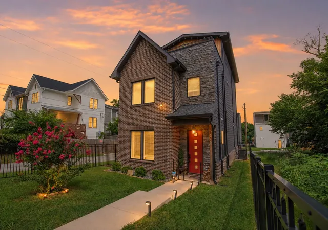 Photo 1 of Single family home for sale at 2706 Booker St, Nashville, TN 37208 | MLS# 3336296 | Listing updated on 2026-09-01