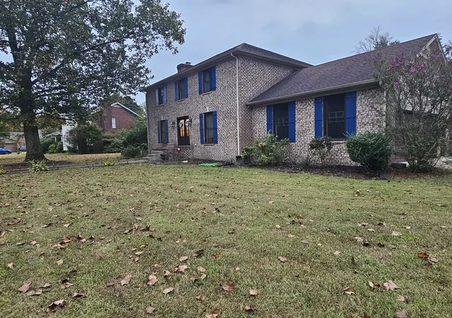 Photo 3 of Single family home for sale at 3227 Windsor Green Dr, Murfreesboro, TN 37129 | MLS# 3611543 | Listing updated on 2026-10-09