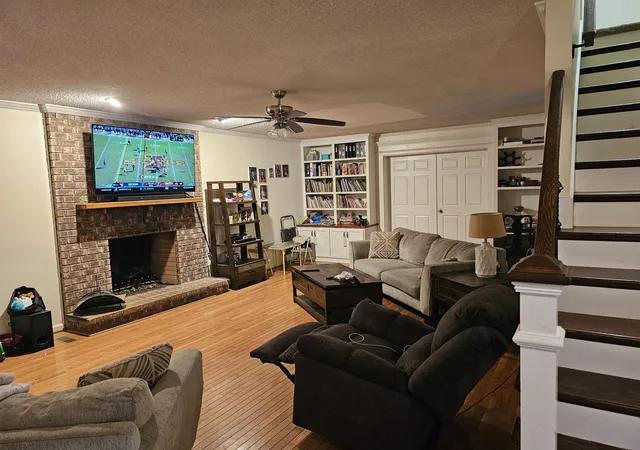 Photo 3 of Single family home for sale at 3227 Windsor Green Dr, Murfreesboro, TN 37129 | MLS# 3611543 | Listing updated on 2026-10-09