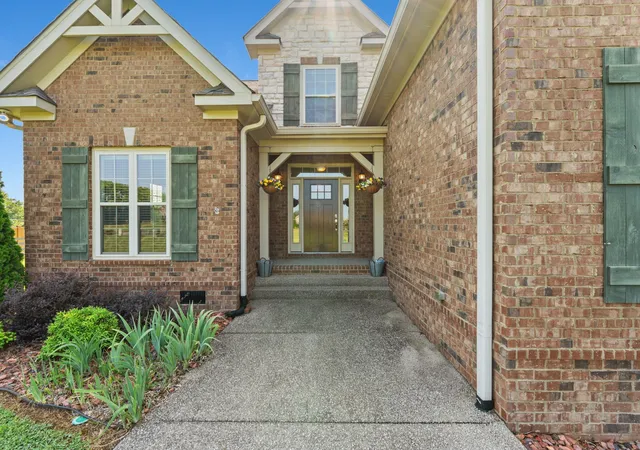 Photo 3 of Single family home for sale at 4005 Pleasant Gate Ln, Columbia, TN 38401 | MLS# 3336431 | Listing updated on 2026-09-20
