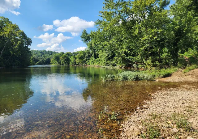 Photo 1 of Land for sale at 0 Keazy Holw Rd, Waynesboro, TN 38485 | MLS# 3336219 | Listing updated on 2026-08-16