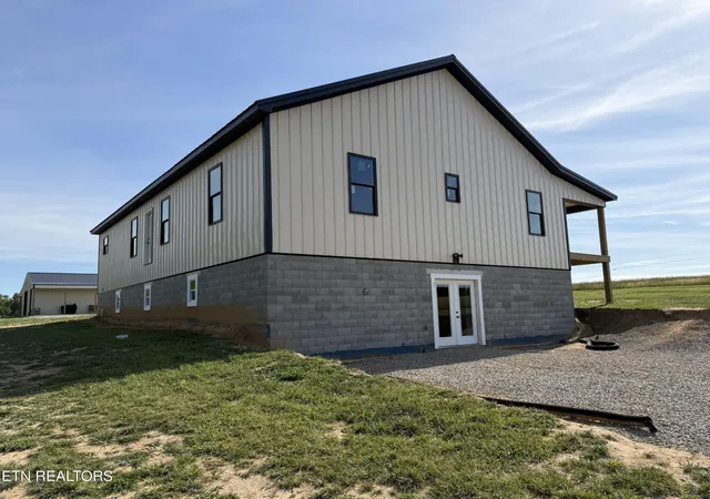 3rd image of 110 Don Conatser Rd, Allardt, TN 38504 | MLS# 3336241