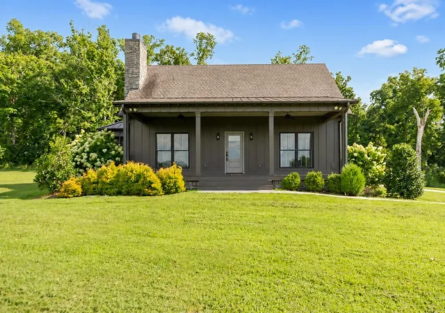 3rd image of 2550 Fairfield Pike, Shelbyville, TN 37160 | MLS# 3510370