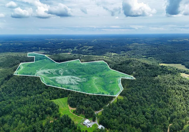 1st image of 1 Bell Hollow Rd, Vanleer, TN 37181 | MLS# 3336371