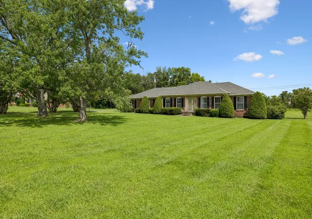 2nd image of 1865 Hickory Ridge Rd, Lebanon, TN 37087 | MLS# 3336330